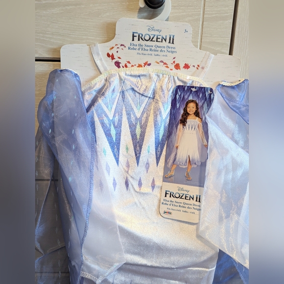 Disney Frozen 2 Elsa The Snow Queen Dress New - Picture 3 of 3